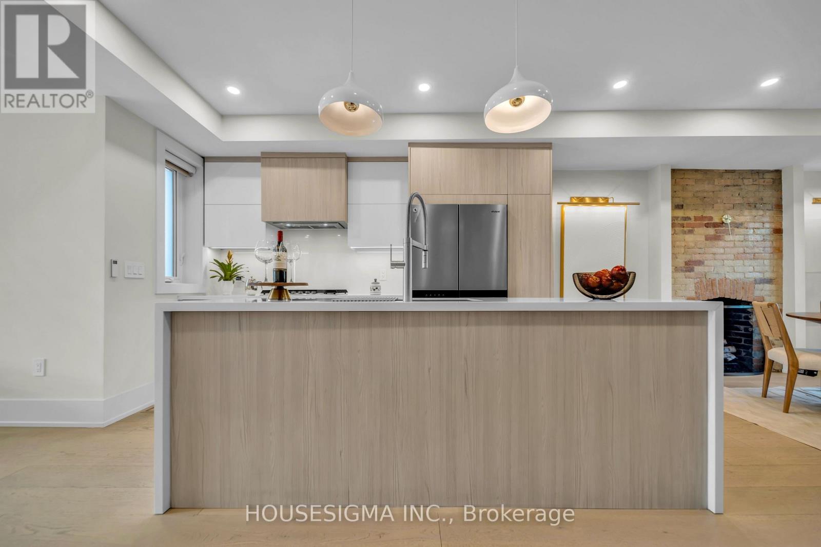 274 Roxton Road, Toronto, Ontario  M6G 3P9 - Photo 10 - C14111952