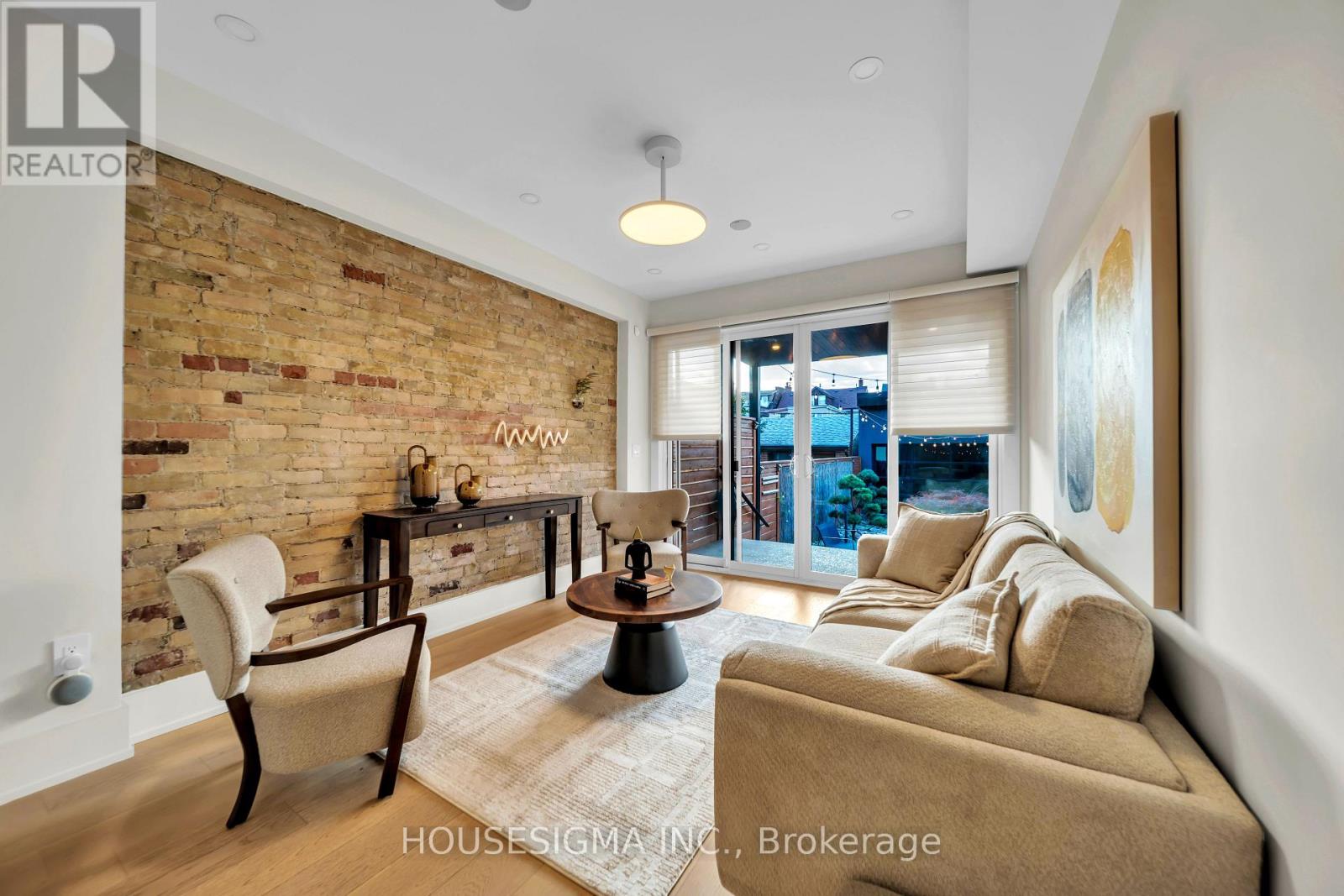274 Roxton Road, Toronto, Ontario  M6G 3P9 - Photo 11 - C14111952