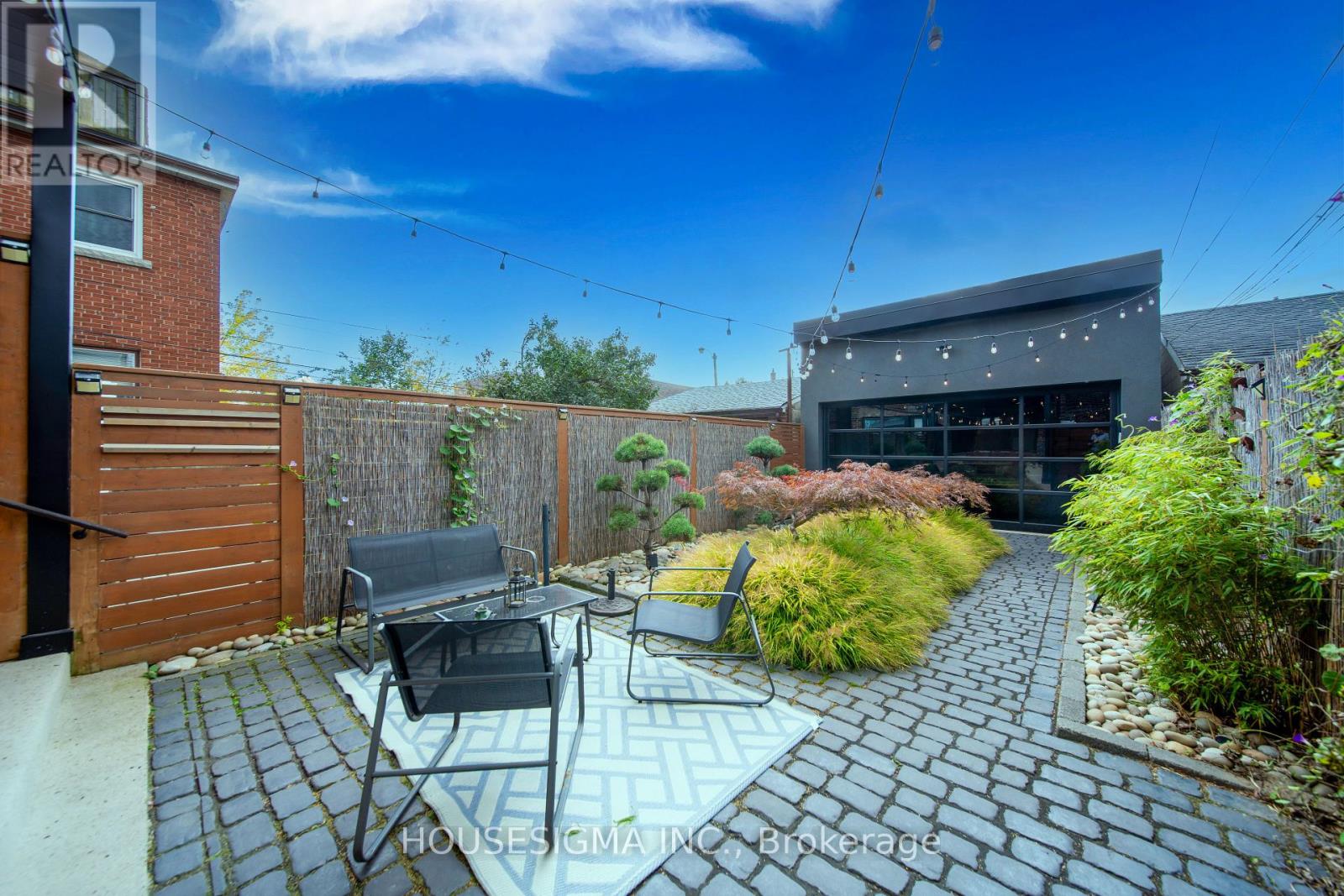 274 Roxton Road, Toronto, Ontario  M6G 3P9 - Photo 14 - C14111952