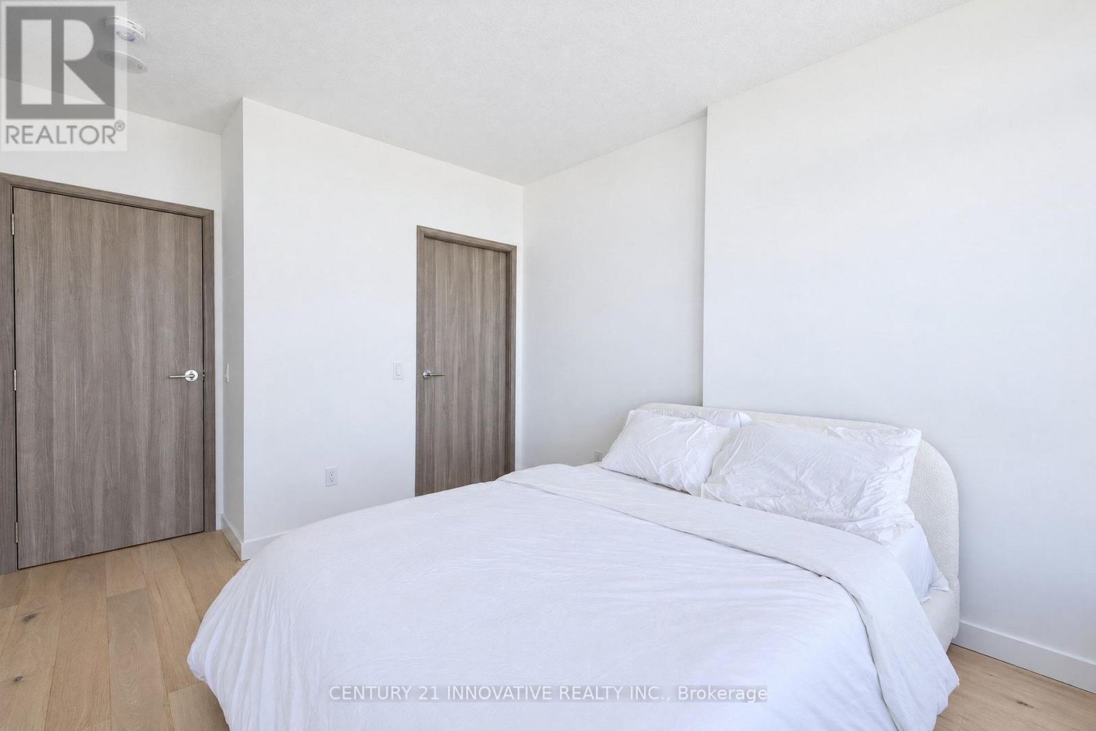 5702 - 1 Concord Cityplace Way, Toronto, Ontario  M5V 0X3 - Photo 19 - C14112038