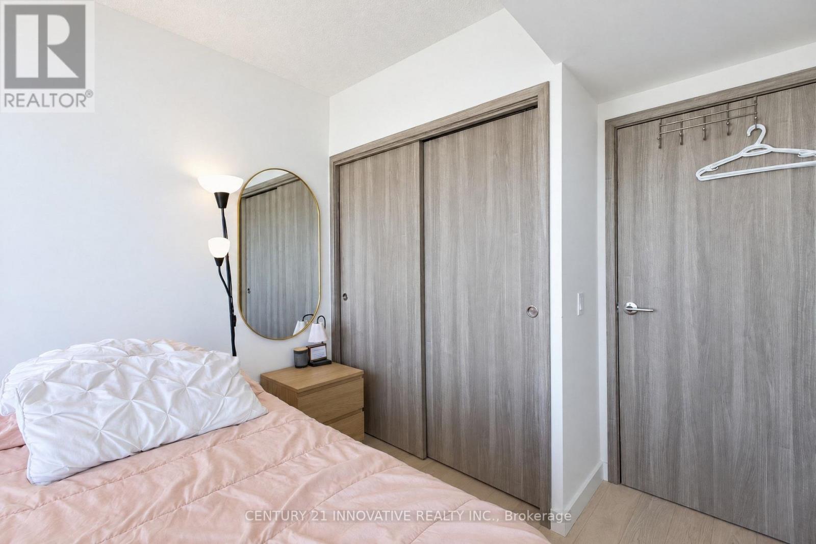 5702 - 1 Concord Cityplace Way, Toronto, Ontario  M5V 0X3 - Photo 31 - C14112038