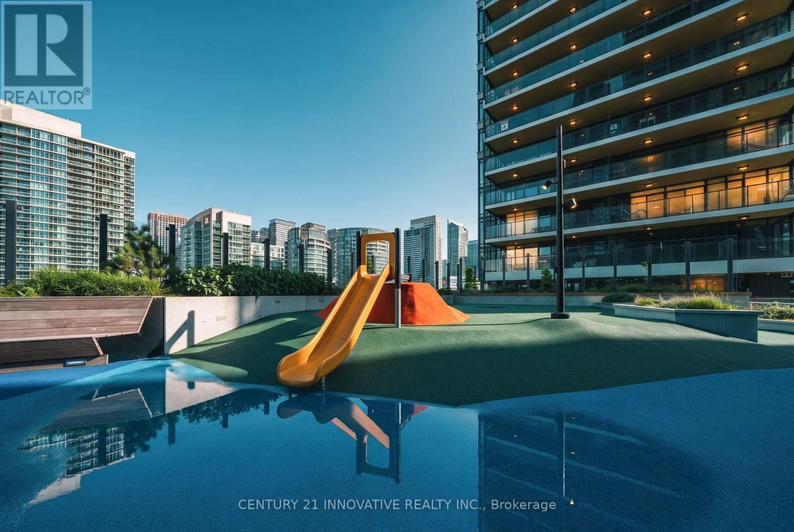 5702 - 1 Concord Cityplace Way, Toronto, Ontario  M5V 0X3 - Photo 46 - C14112038