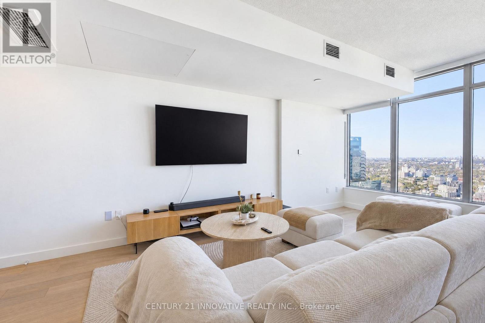 5702 - 1 Concord Cityplace Way, Toronto, Ontario  M5V 0X3 - Photo 7 - C14112038