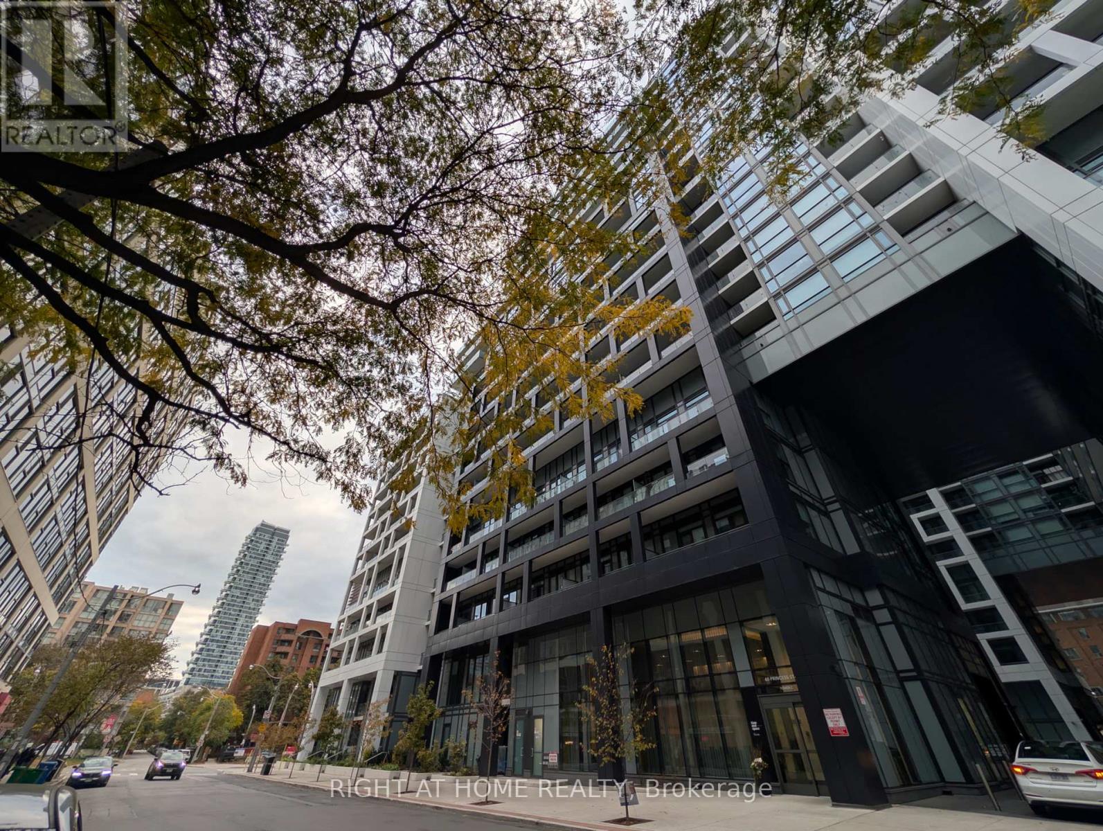 1721 - 60 Princess Street, Toronto, Ontario  M5A 2C7 - Photo 4 - C14112112