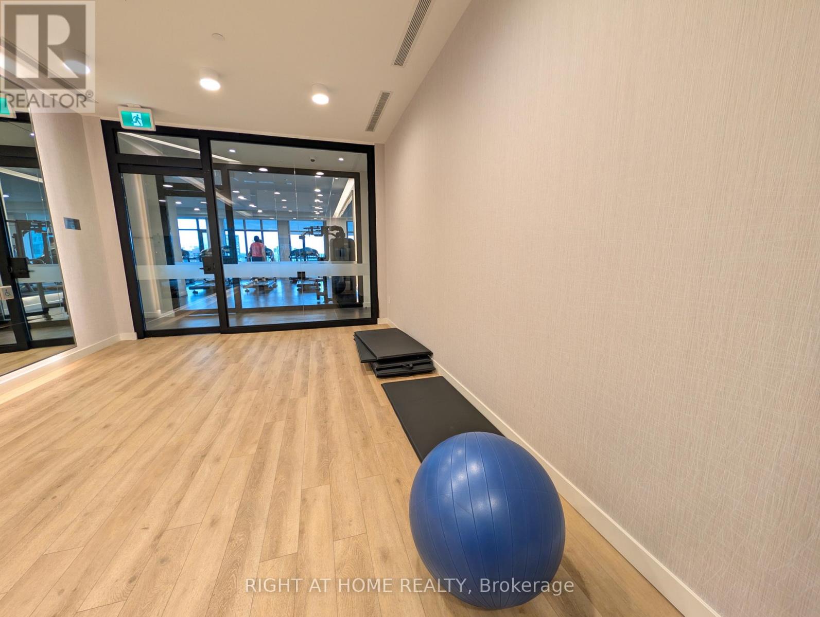 1721 - 60 Princess Street, Toronto, Ontario  M5A 2C7 - Photo 6 - C14112112