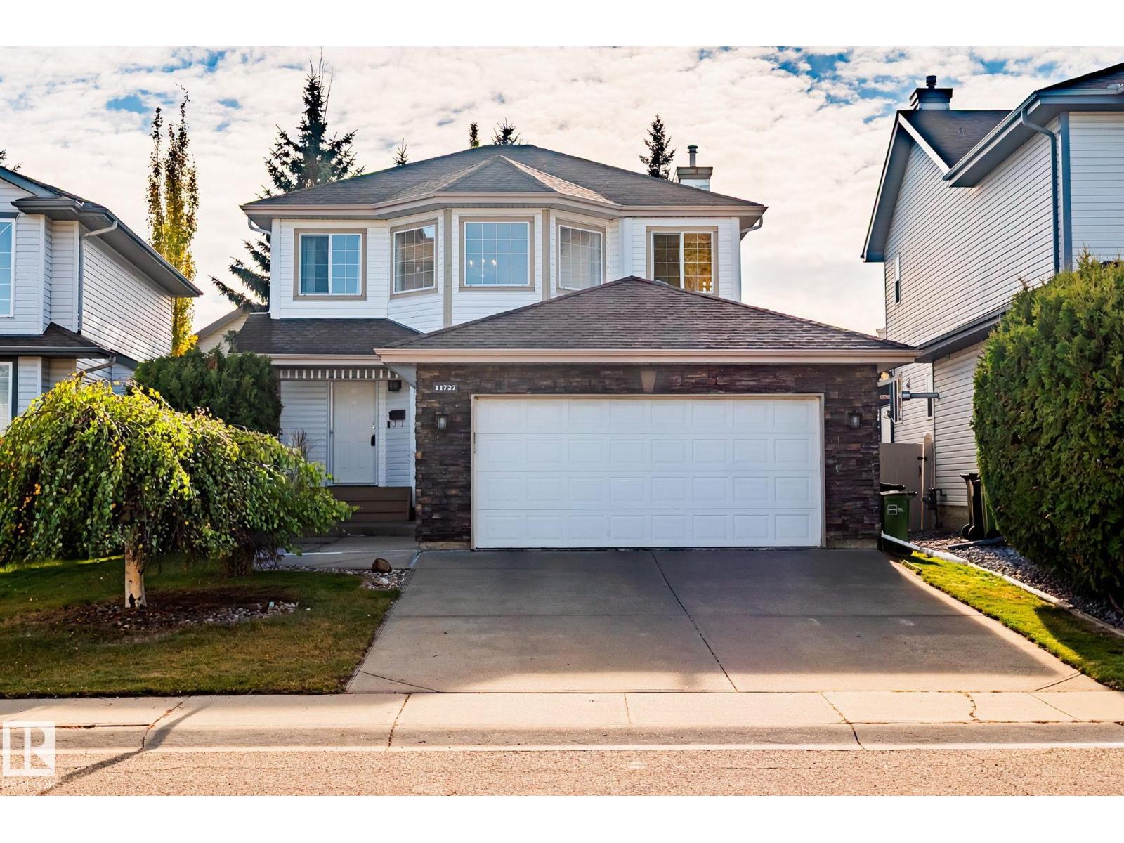 11727 13 AV NW, Edmonton, Alberta