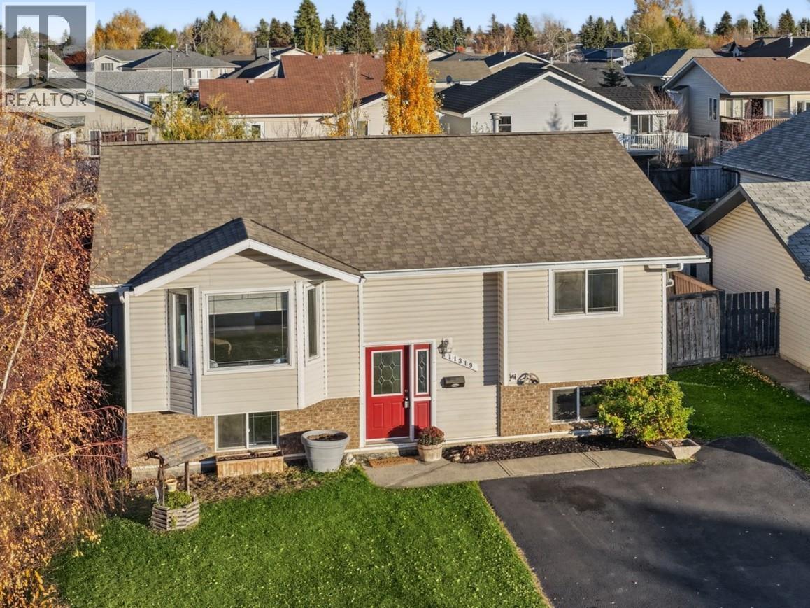 11319 98 Street, Fort St. John, British Columbia  V1J 7B5 - Photo 2 - R3178107