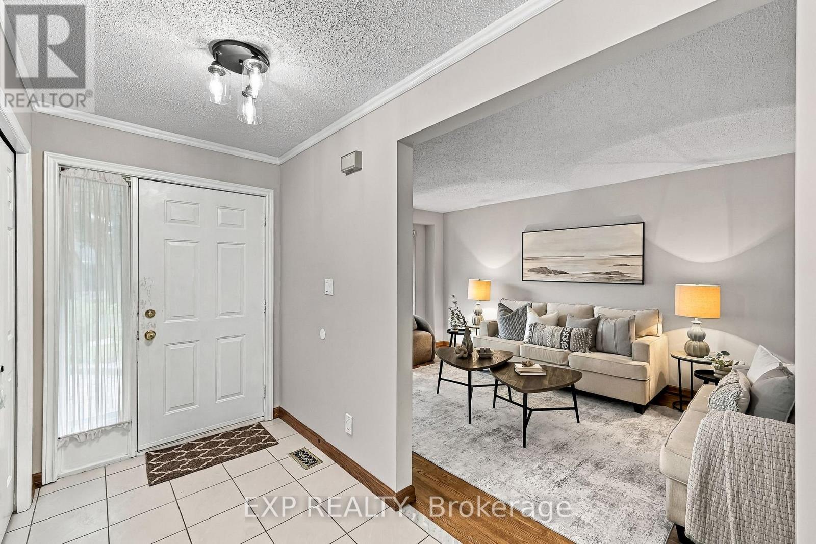 40 Orchard Park Drive, Clarington, Ontario  L1C 4E1 - Photo 6 - E14111968