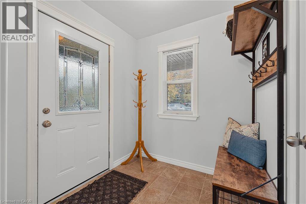 628 Elizabeth Street W, Listowel, Ontario  N4W 1E7 - Photo 2 - 40873116