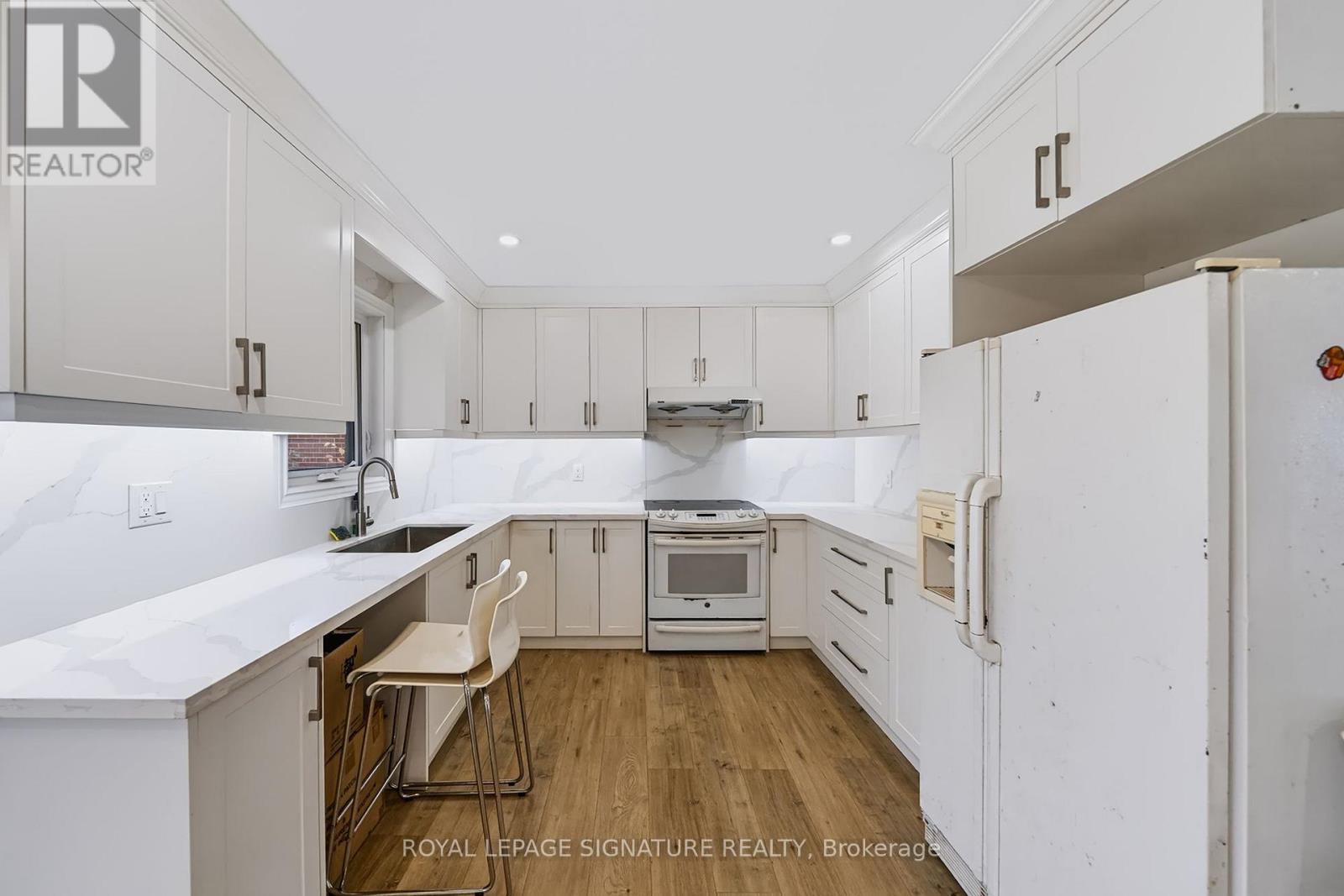 120 Earlton Road, Toronto, Ontario  M1T 2R6 - Photo 22 - E14089666