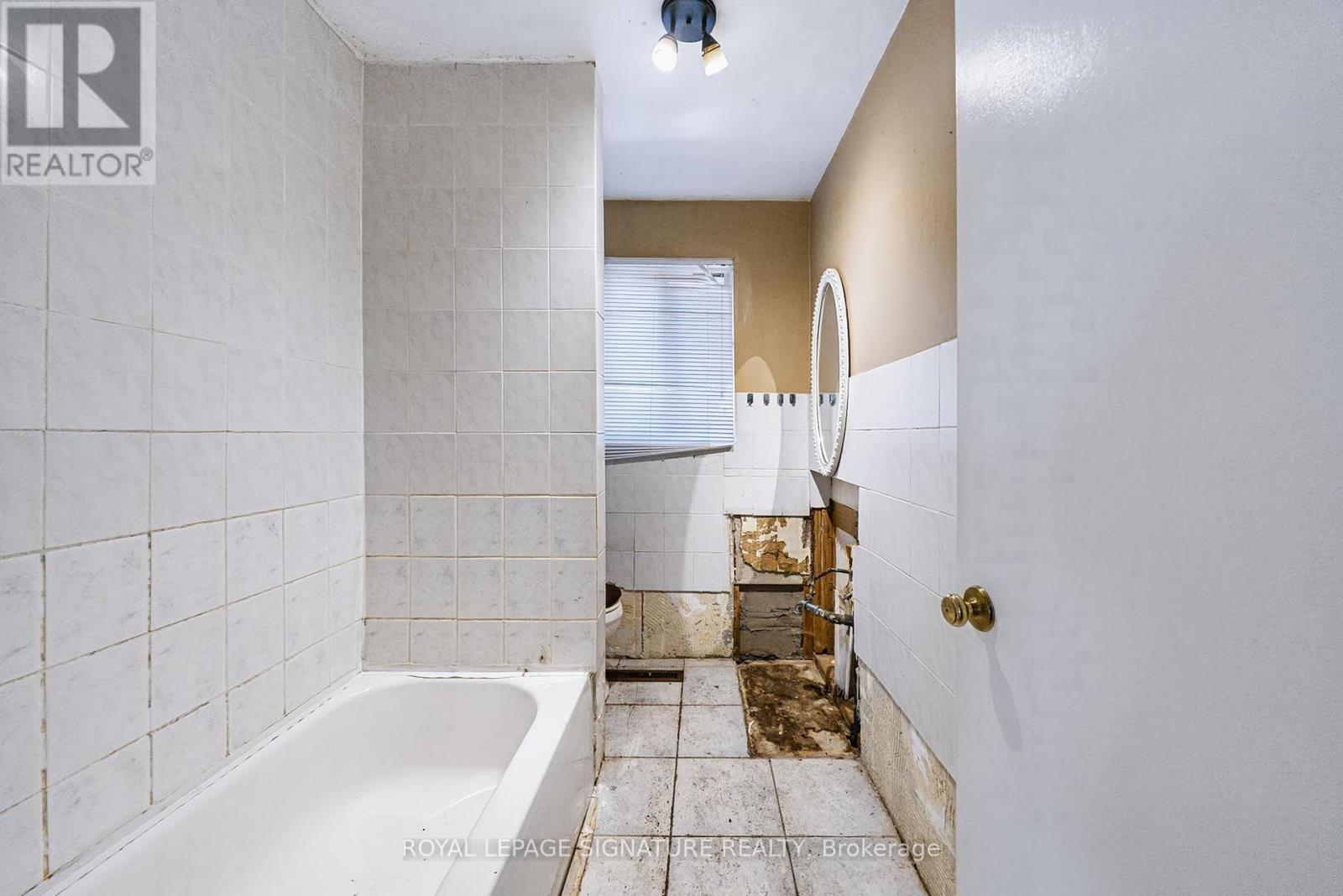 120 & 122 Earlton Road, Toronto, Ontario  M1T 2R6 - Photo 23 - E14095998