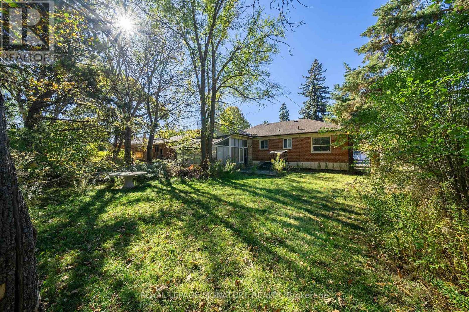 120 & 122 Earlton Road, Toronto, Ontario  M1T 2R6 - Photo 49 - E14095998