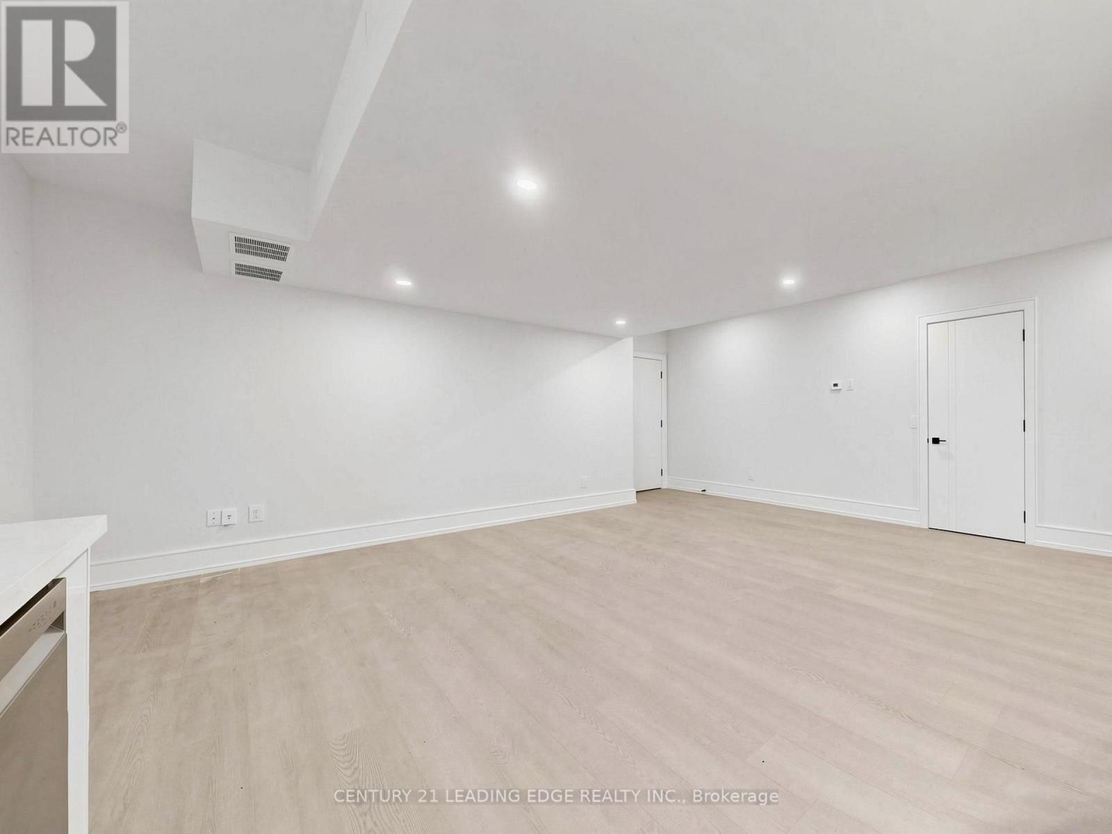 5b - 170 Dixon Road, Toronto, Ontario  M9P 2L8 - Photo 10 - W14111868