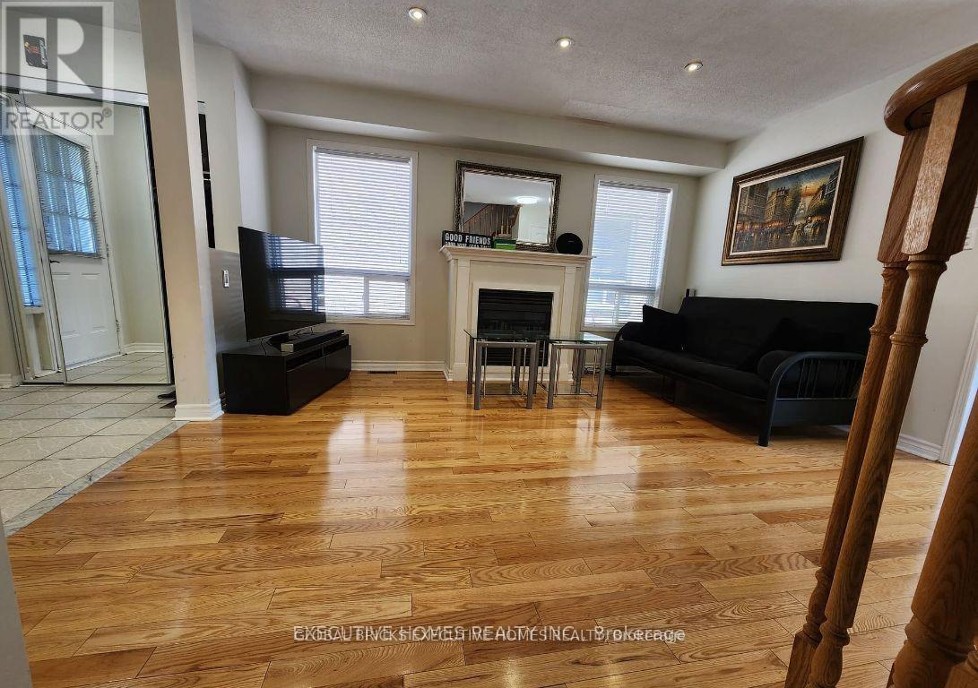 6256 Avonhurst Drive N, Mississauga, Ontario  L5N 7V2 - Photo 10 - W14111870