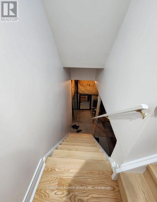 6256 Avonhurst Drive N, Mississauga, Ontario  L5N 7V2 - Photo 21 - W14111870