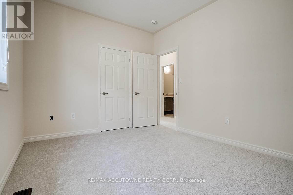 3175 Crystal Drive, Oakville, Ontario  L6M 0W8 - Photo 29 - W14111898