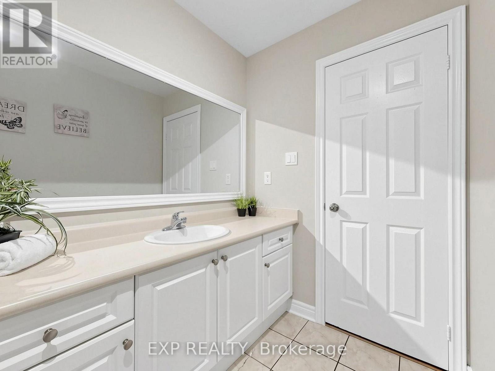 49 Harbourtown Crescent, Brampton, Ontario  L6V 4P6 - Photo 28 - W14111946