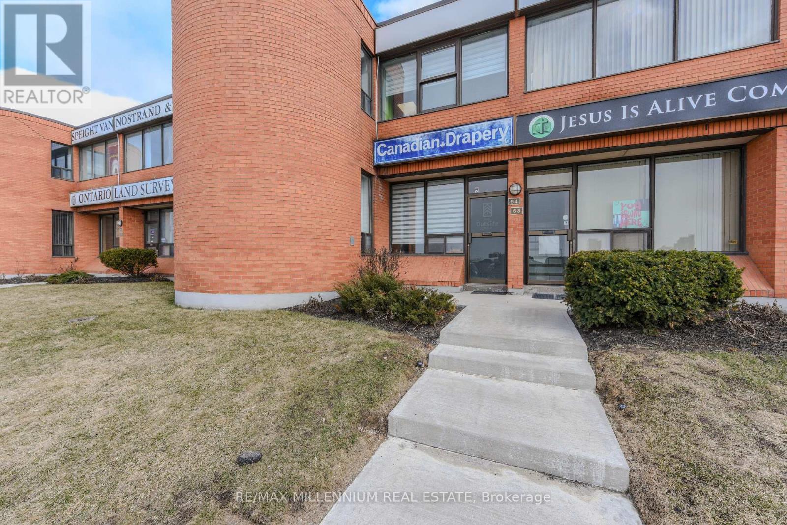 64 - 750 OAKDALE ROAD, Toronto, Ontario