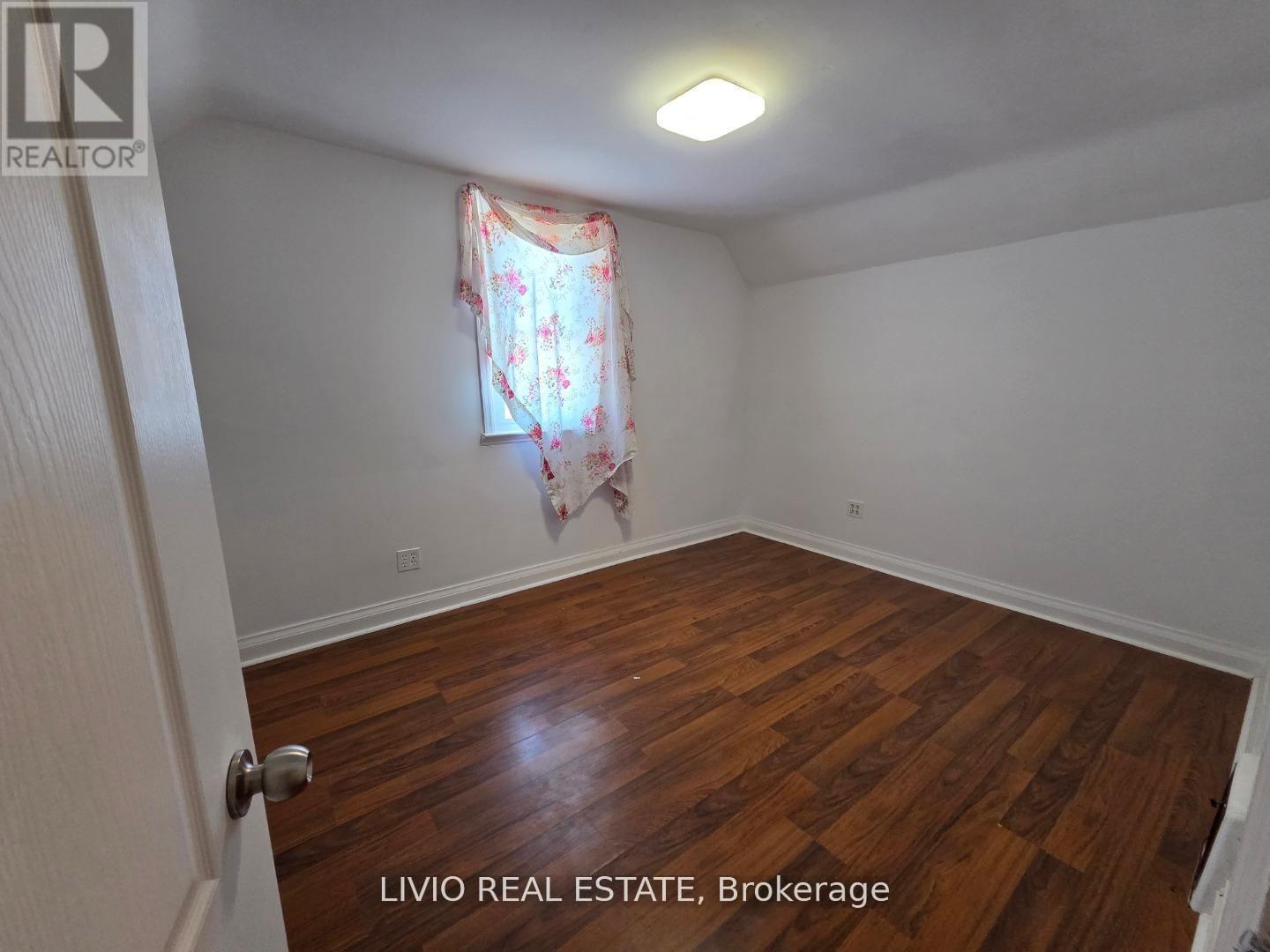 323 Queen Street E, Halton Hills, Ontario  L7J 1R1 - Photo 9 - W14111996