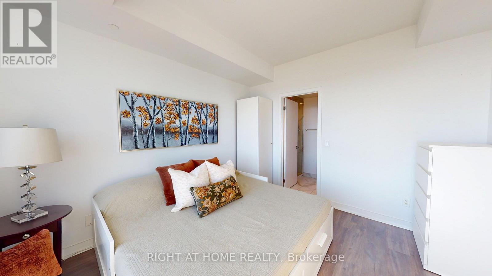 1609 - 1926 Lake Shore Boulevard W, Toronto, Ontario  M6S 1A1 - Photo 7 - W14112010