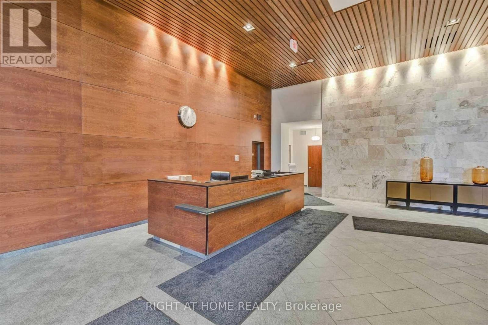 2806 - 4090 Living Arts Drive, Mississauga, Ontario  L5B 4M8 - Photo 17 - W14112122