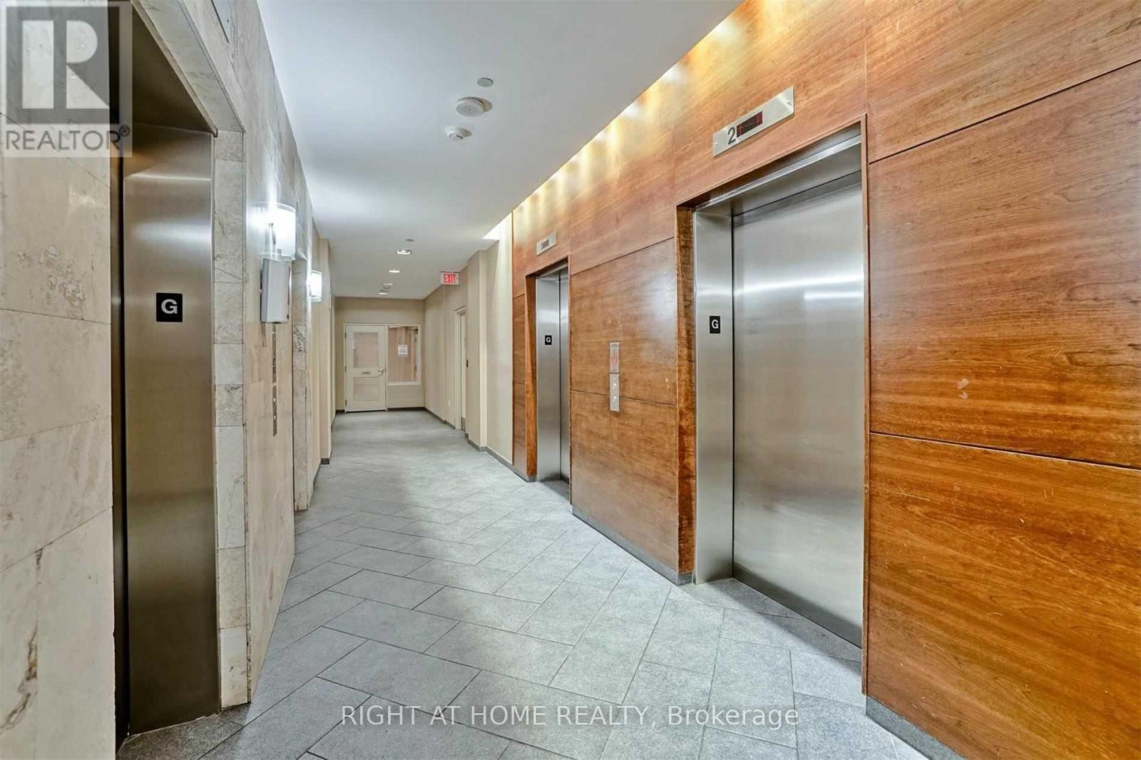 2806 - 4090 Living Arts Drive, Mississauga, Ontario  L5B 4M8 - Photo 18 - W14112122