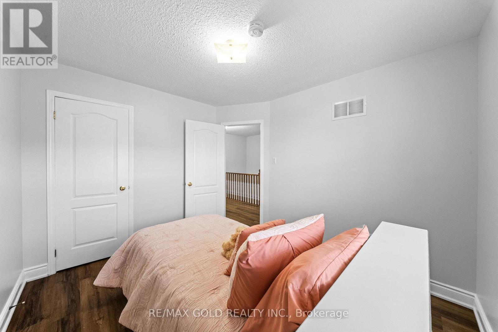 33 Bay Breeze Drive, Brampton, Ontario  L6R 0M1 - Photo 25 - W14112126