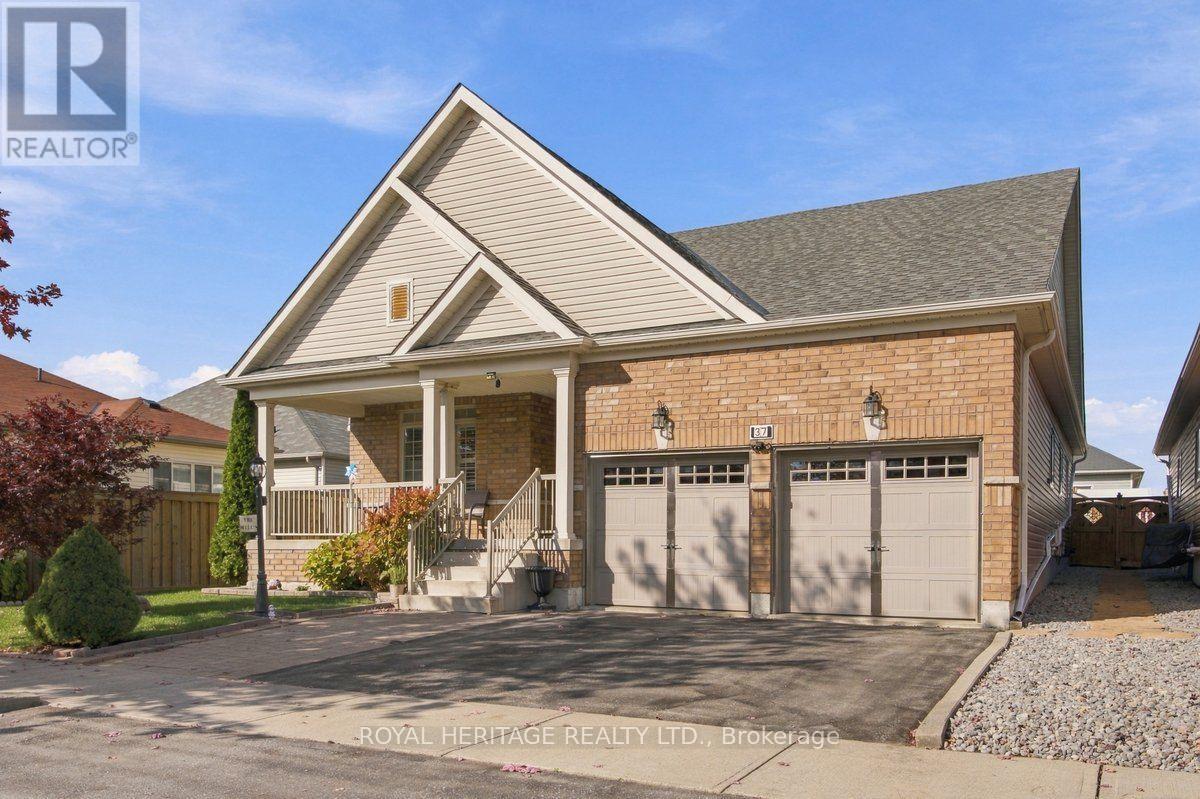 37 GRAINGER CRESCENT, Port Hope, Ontario