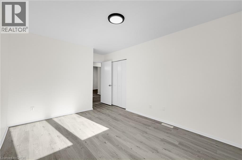 5175 Banting Court, Burlington, Ontario  L7L 2Z4 - Photo 11 - 40873682