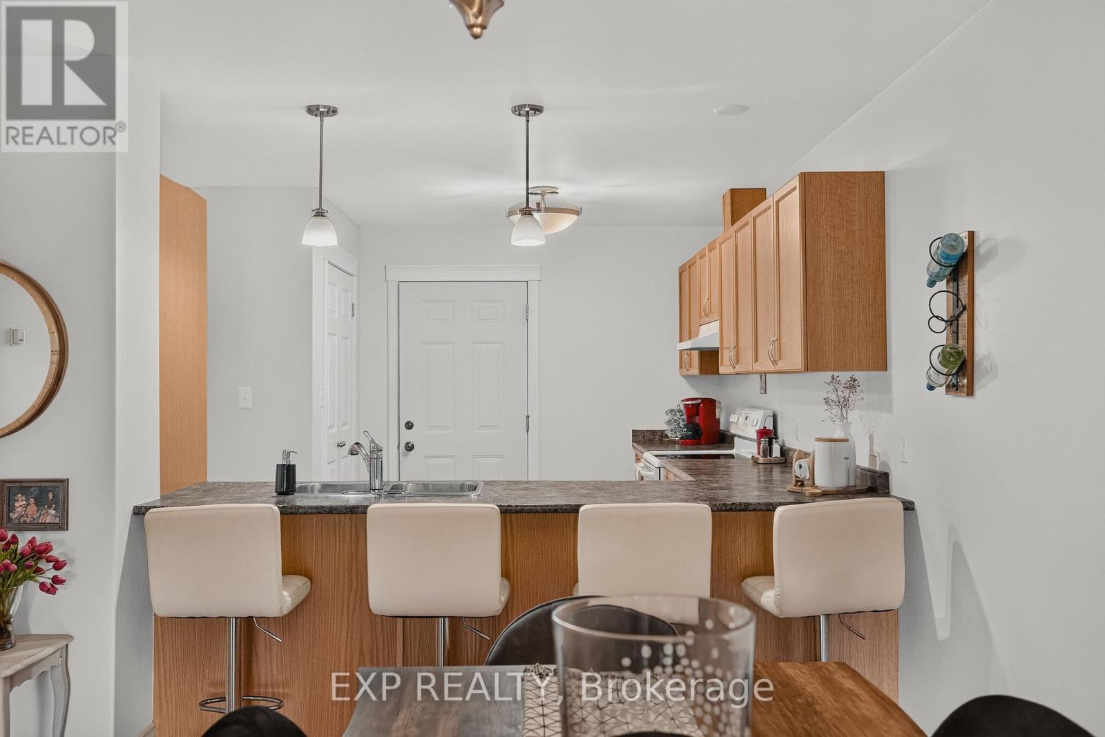 628 Elizabeth Street W, North Perth, Ontario  N4W 1E7 - Photo 8 - X14111922