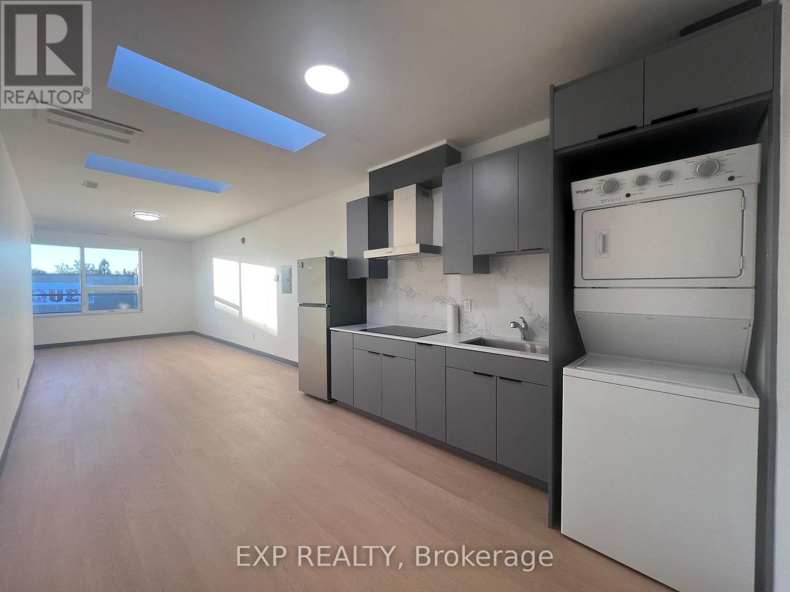 4 - 264-268 OTTAWA STREET N, Hamilton, Ontario