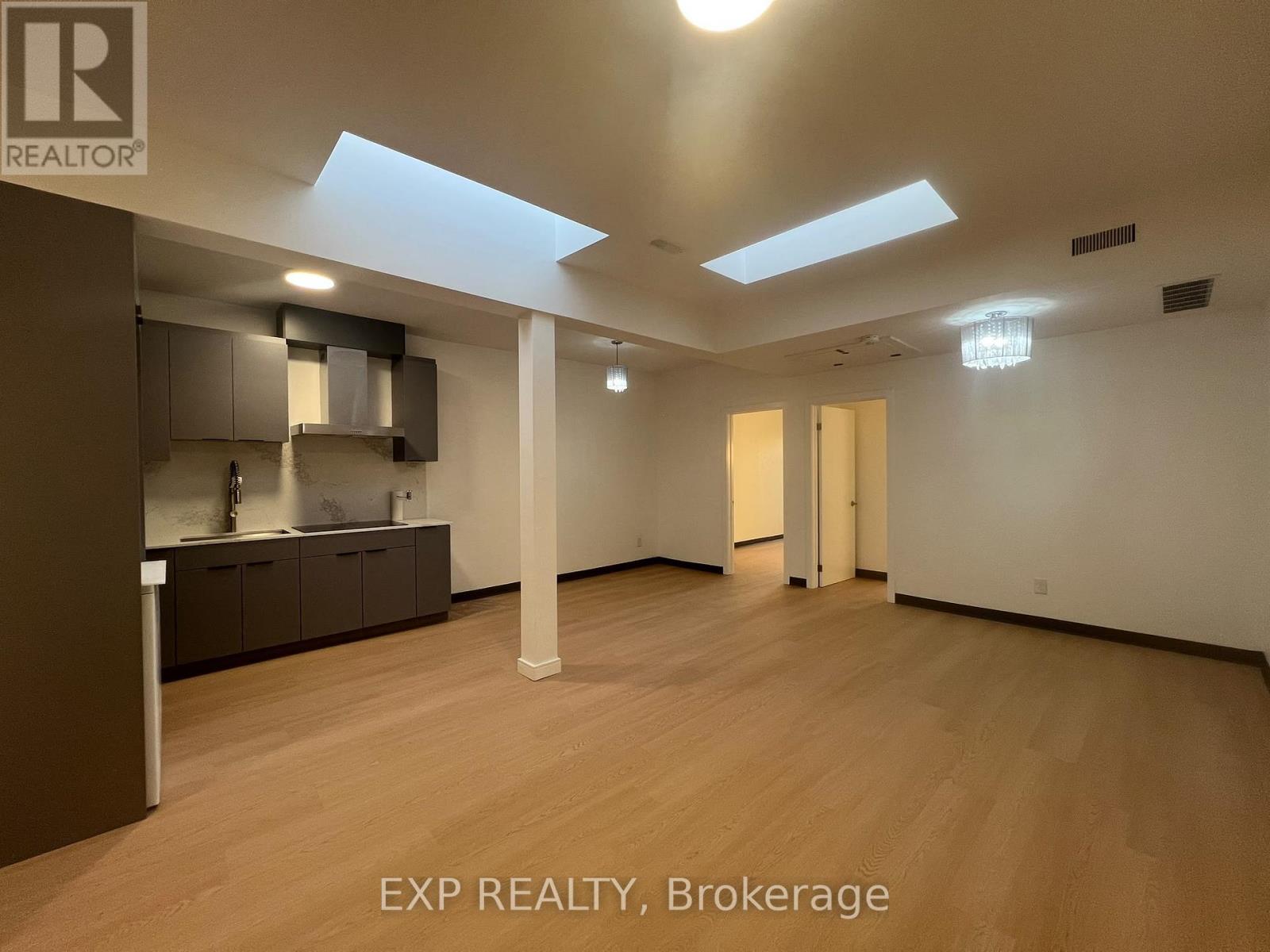 5 - 268 OTTAWA STREET N, Hamilton, Ontario