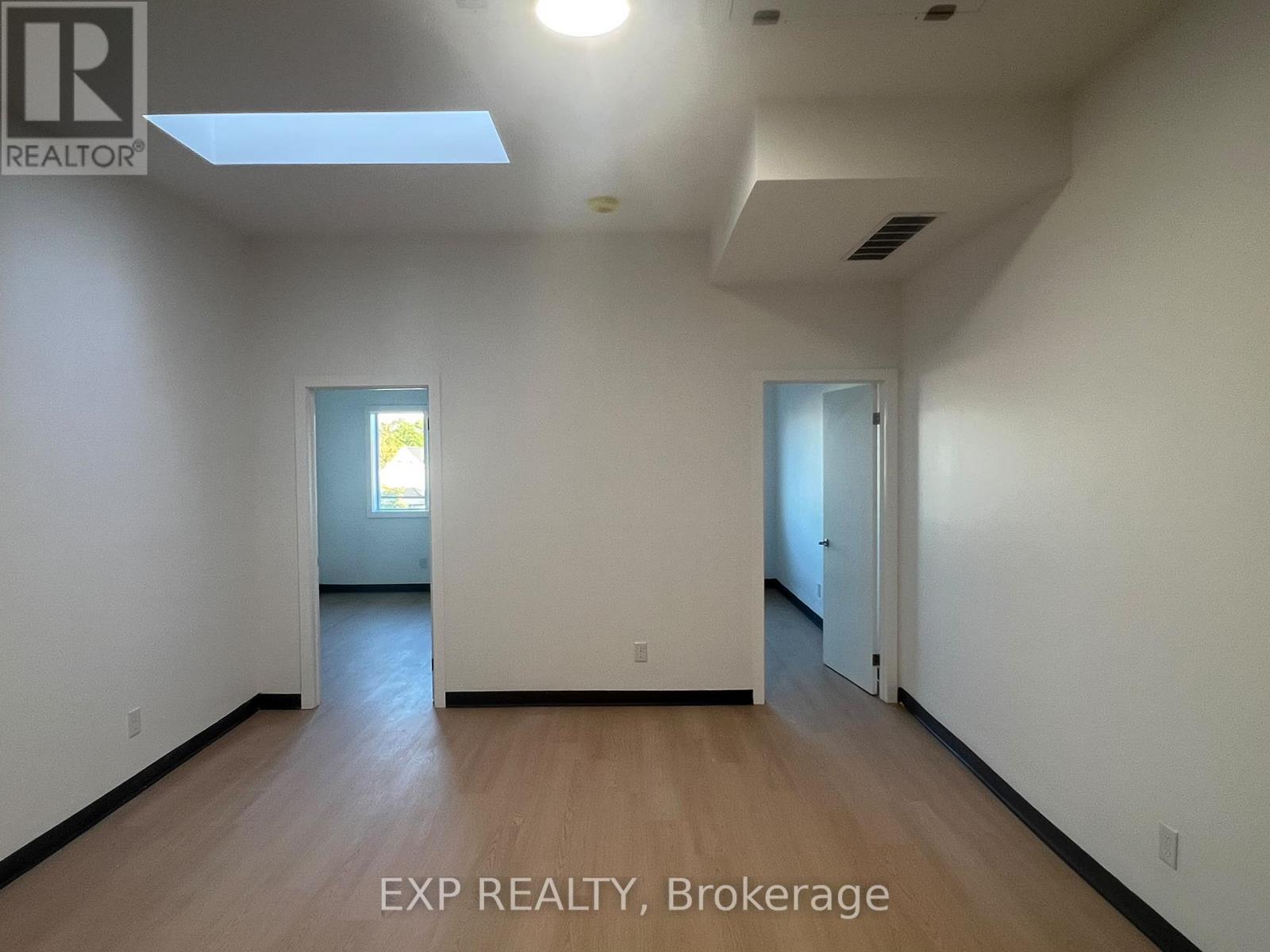 2 - 268 Ottawa Street N, Hamilton, Ontario  L8H 3Z9 - Photo 8 - X14112090
