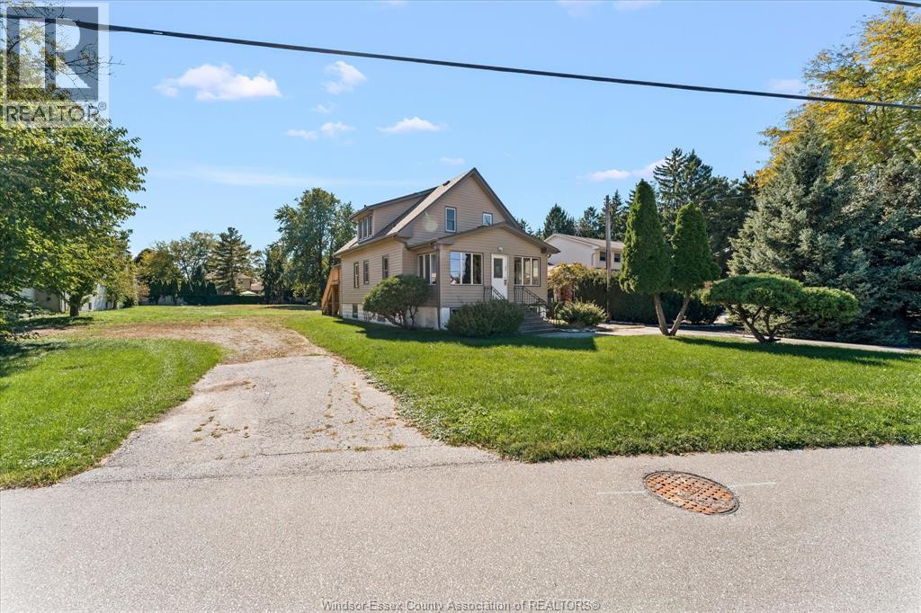 13231-33 Riverside Drive East, Tecumseh, Ontario  N8N 2M7 - Photo 3 - 26026125