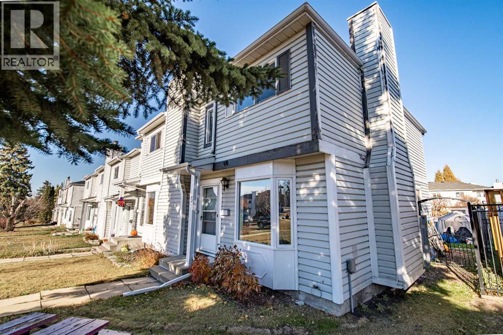 6 Ellenwood Drive