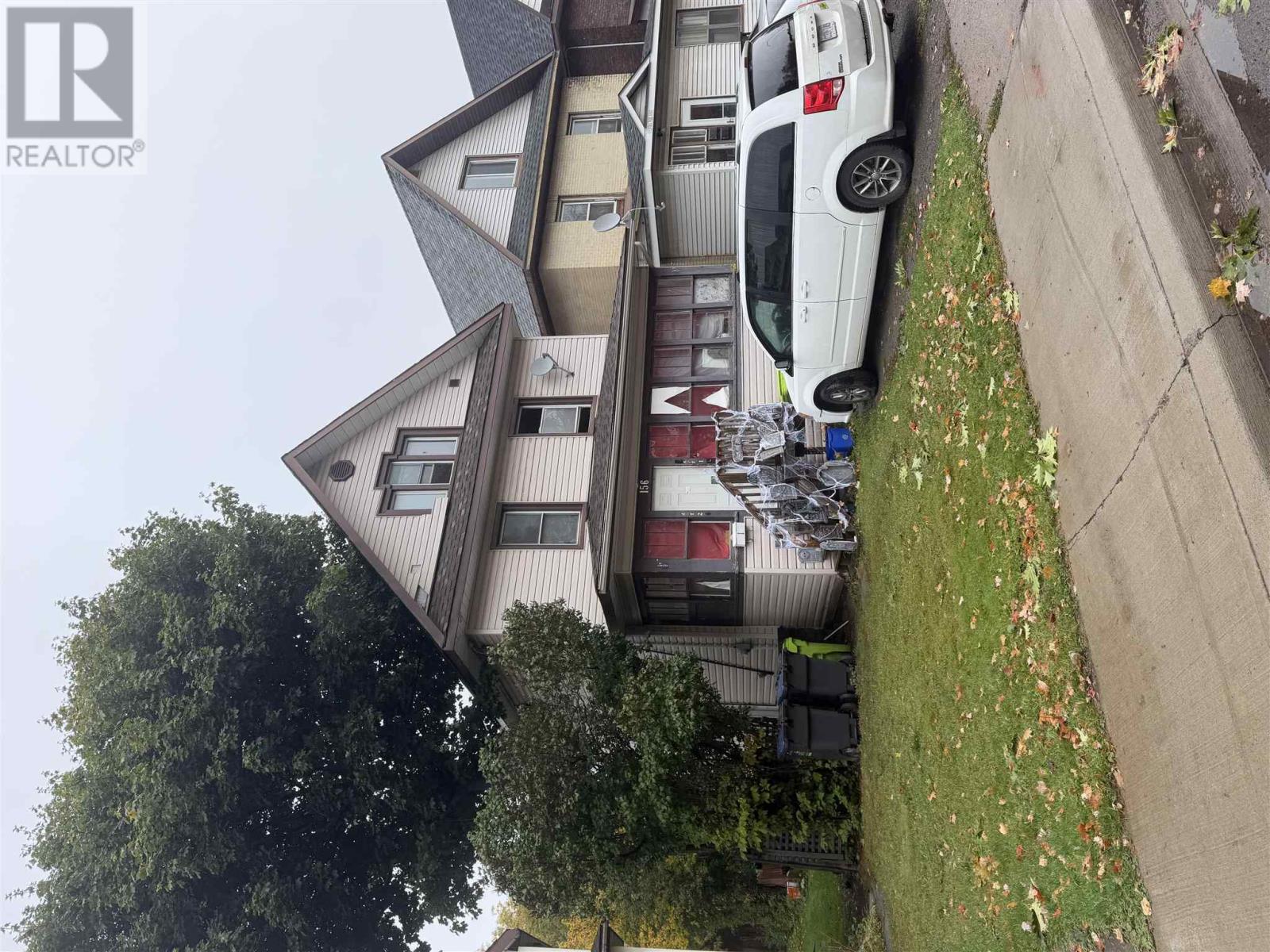 156 Central Pk, Sault Ste. Marie, Ontario  P6A 1K6 - Photo 4 - SM262969