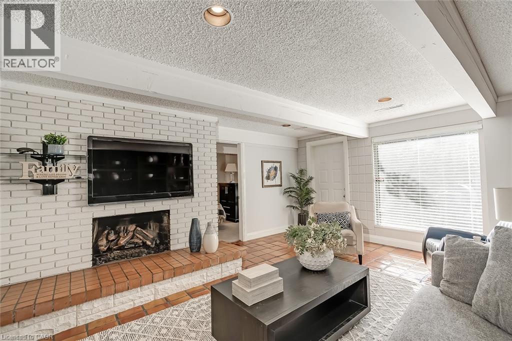 308 Cardinal Avenue, Burlington, Ontario  L7T 2N9 - Photo 27 - 40873228