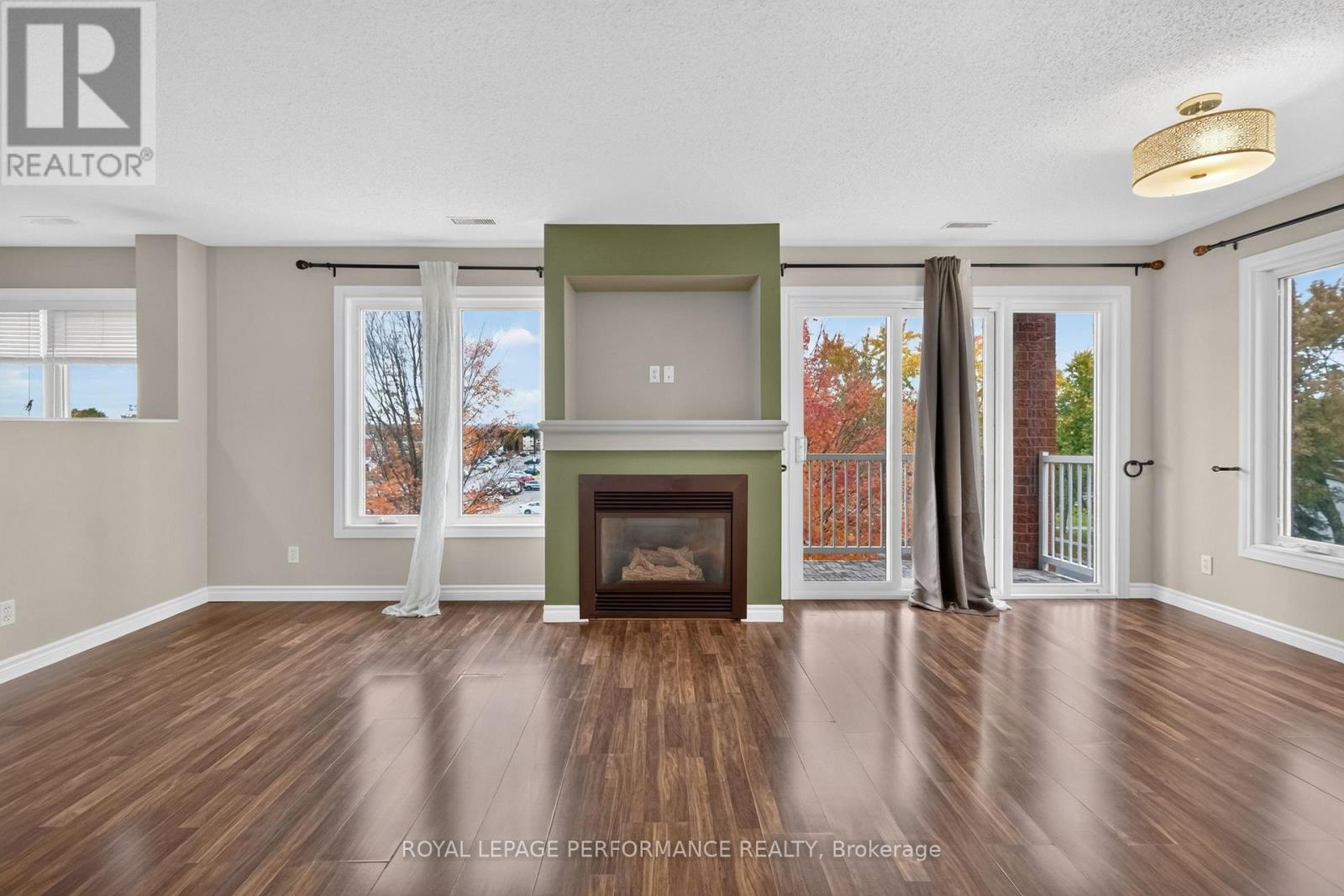 1602 Locksley Lane, Ottawa, Ontario  K1J 1B6 - Photo 10 - X14112176