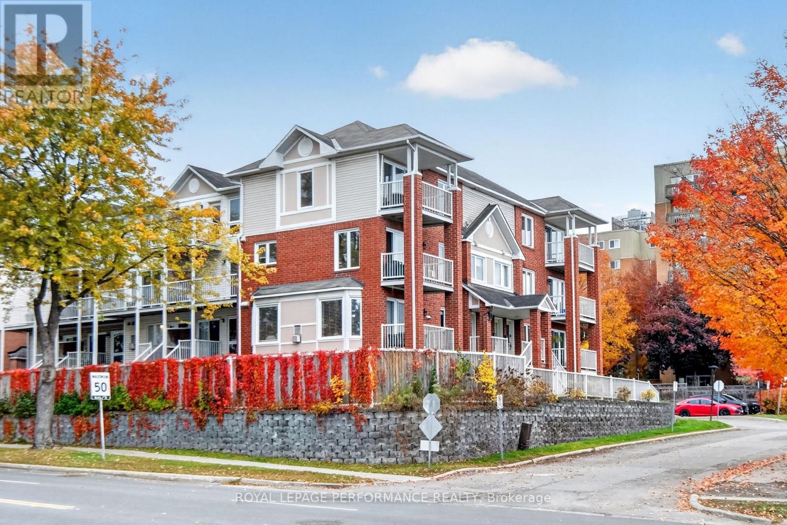1602 Locksley Lane, Ottawa, Ontario  K1J 1B6 - Photo 2 - X14112176