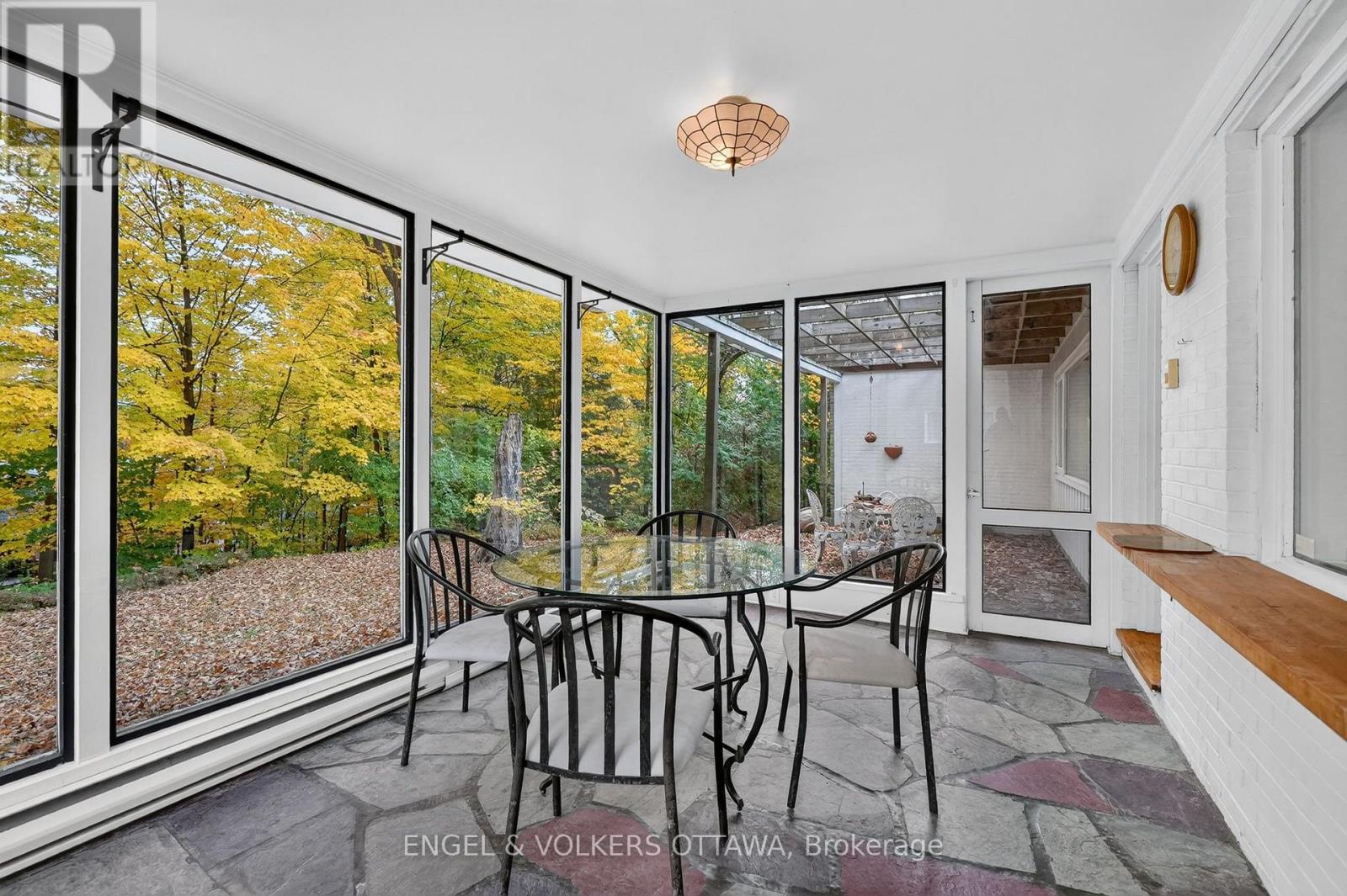 185 Lakeway Drive, Ottawa, Ontario  K1L 5A9 - Photo 10 - X14112202