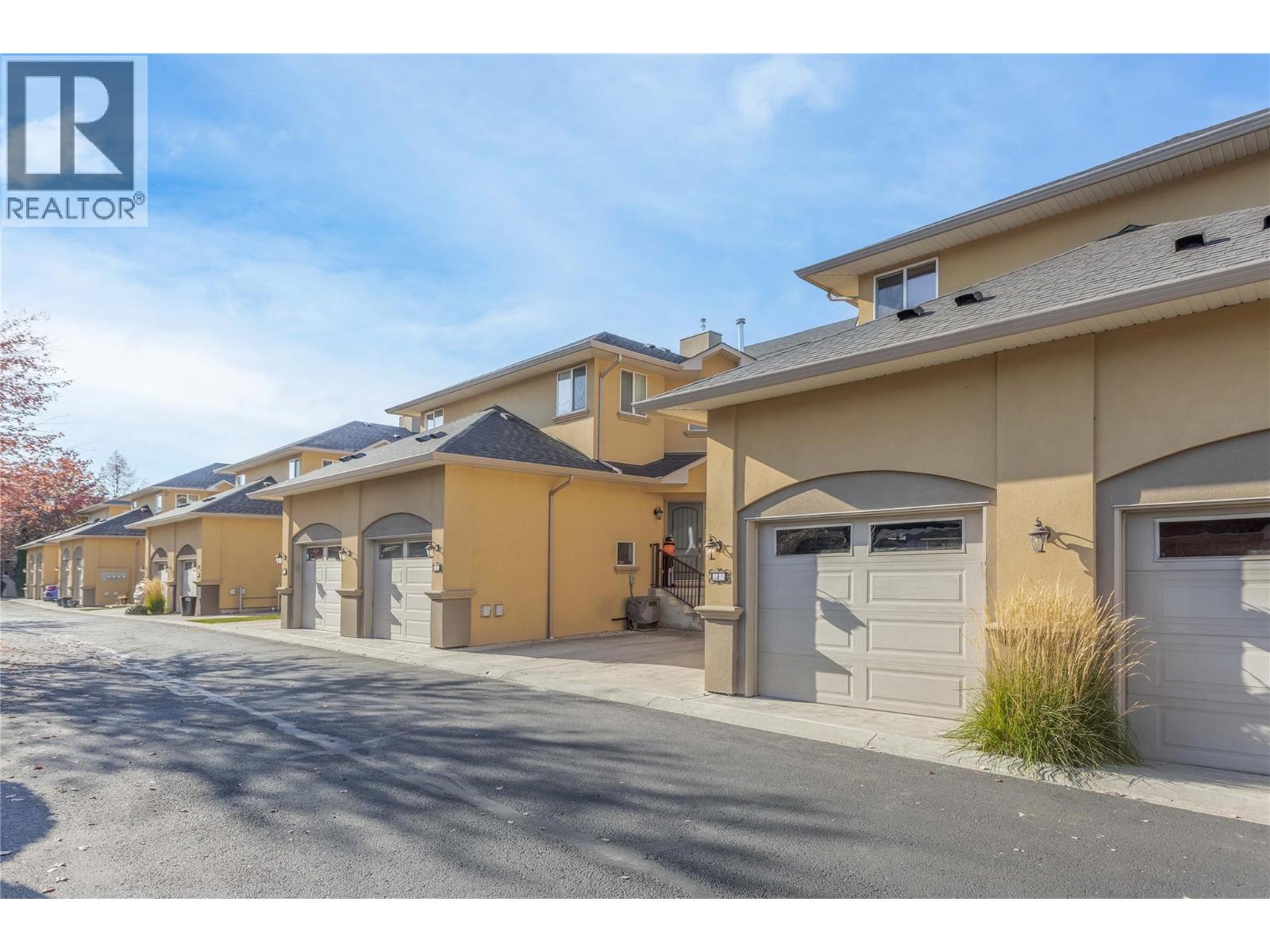 218 Glen Park Drive Unit# 27