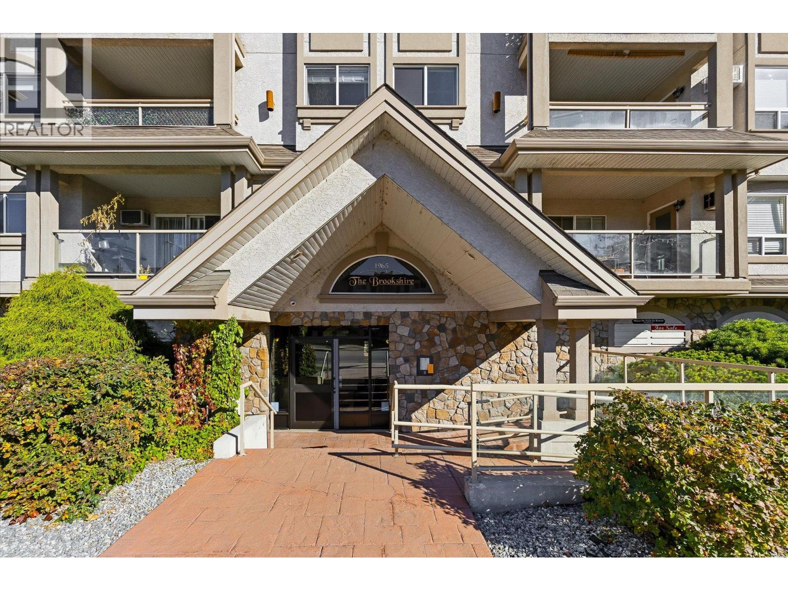 1965 Pandosy Street Unit# 210, Kelowna, British Columbia  V1Y 1R9 - Photo 4 - 10404243