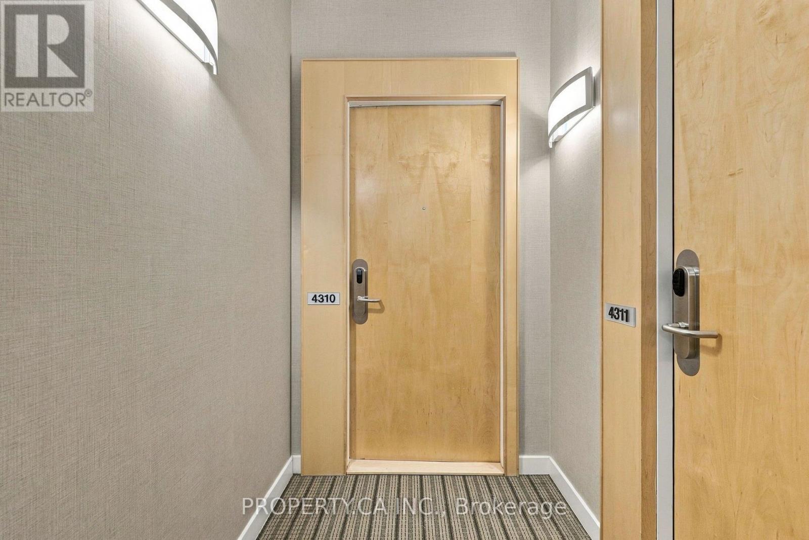 4310 - 55 Bremner Boulevard, Toronto (Waterfront Communities), Ontario  M5J 0A6 - Photo 3 - C14112170