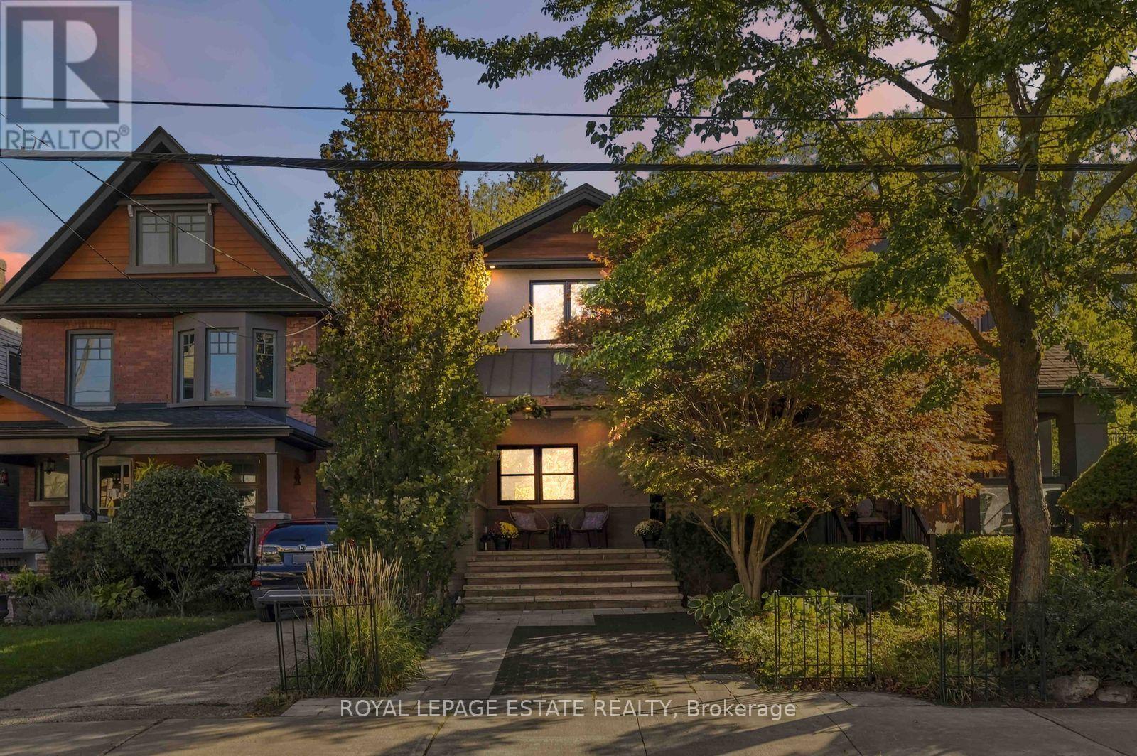 81 Courcelette Road, Toronto (Birchcliffe-Cliffside), Ontario  M1N 2T1 - Photo 2 - E14112220