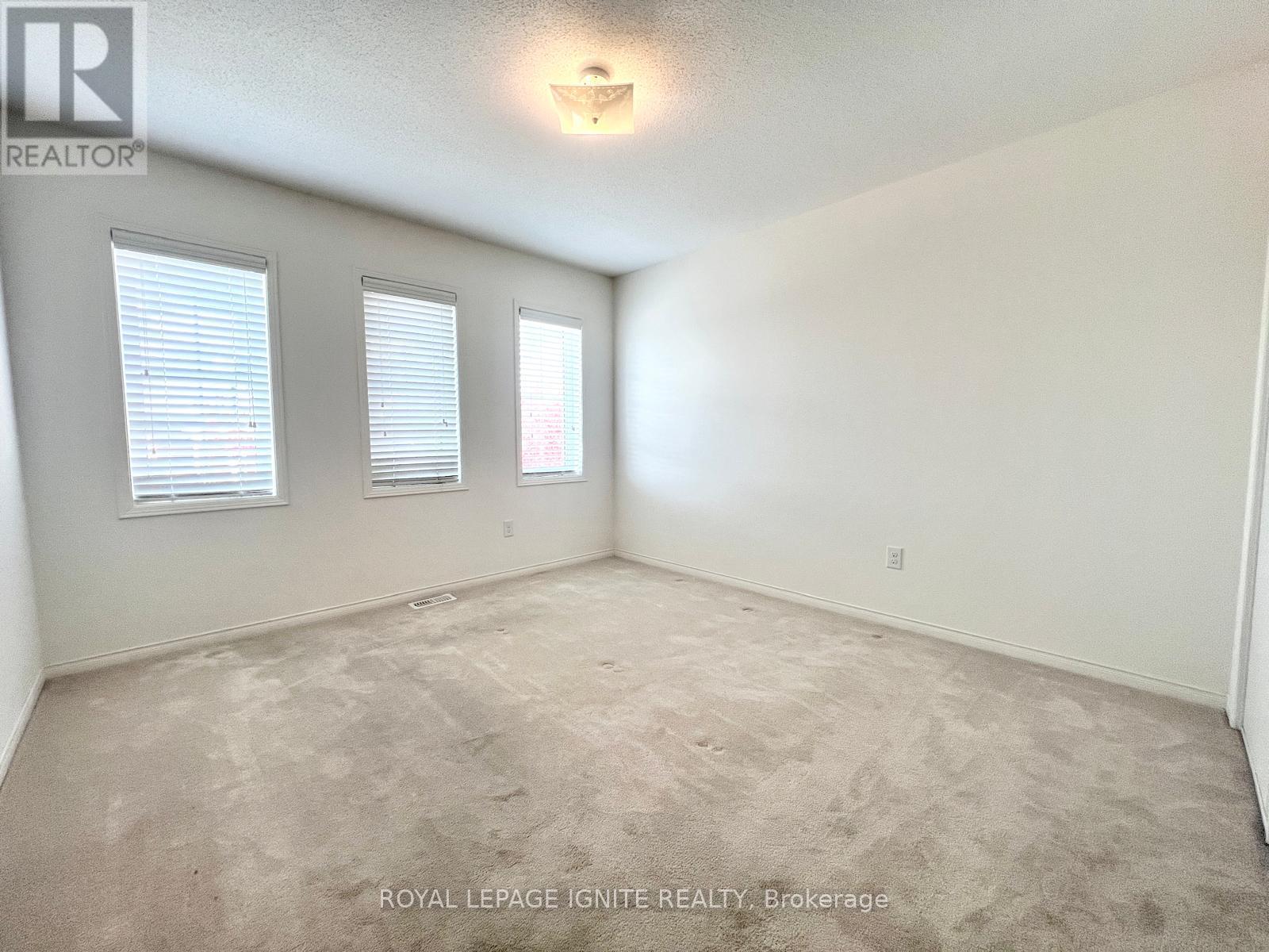 33 Ainsbury Avenue, Ajax (Central East), Ontario  L1Z 0S7 - Photo 24 - E14112226