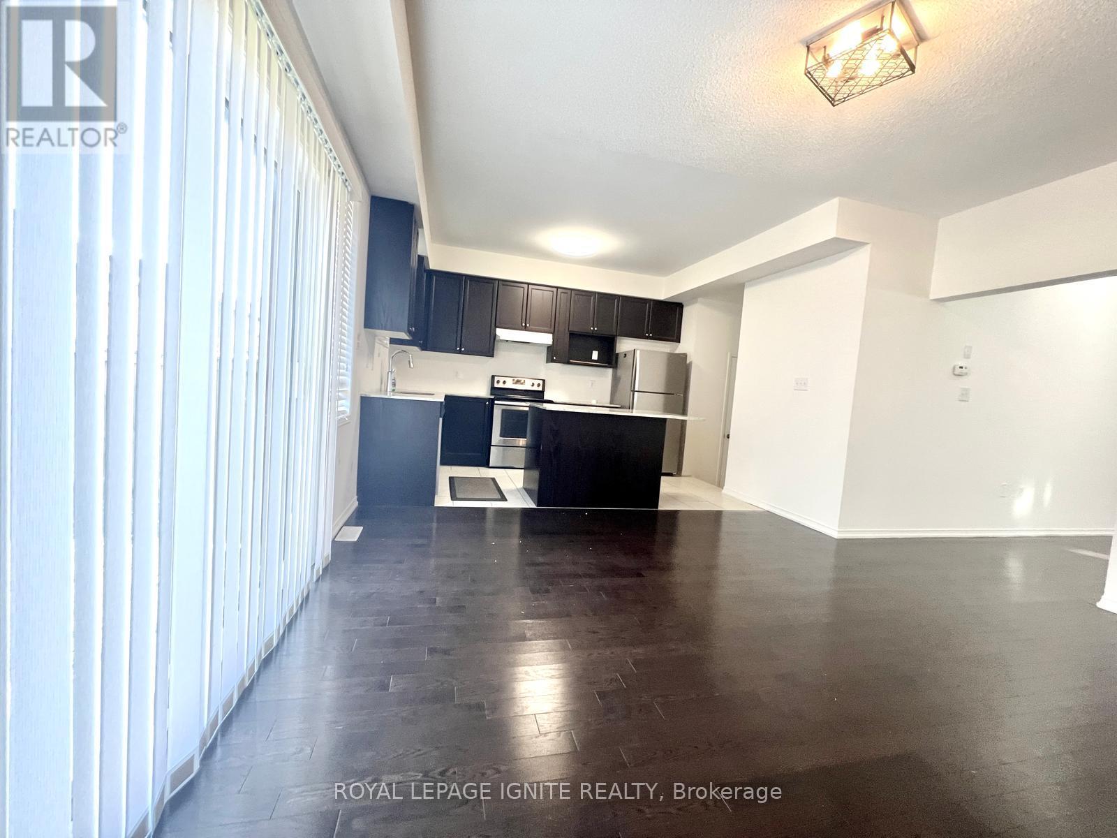 33 Ainsbury Avenue, Ajax (Central East), Ontario  L1Z 0S7 - Photo 9 - E14112226