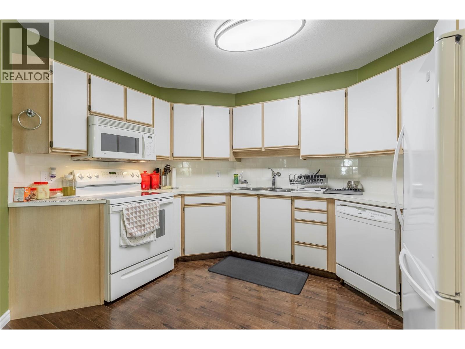 180 Hollywood Road N Unit# 202, Kelowna, British Columbia  V1X 6Y9 - Photo 10 - 10404296