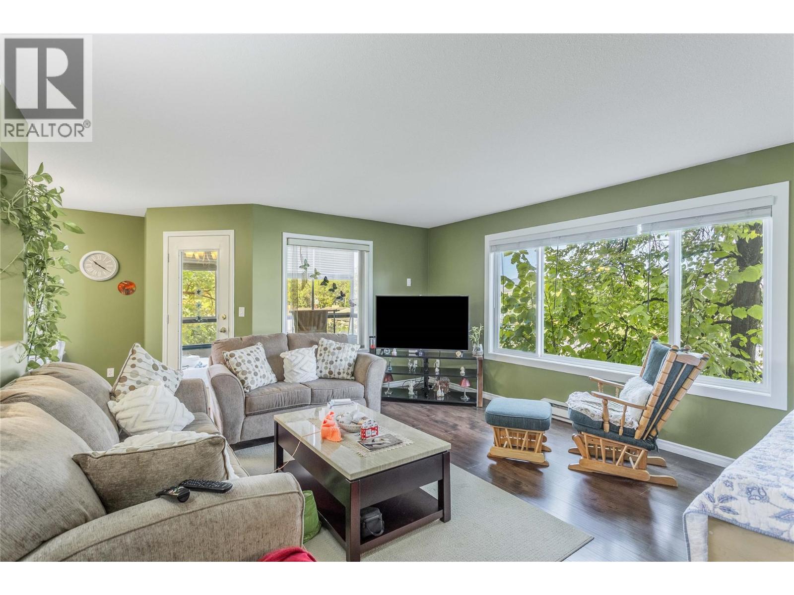 180 Hollywood Road N Unit# 202, Kelowna, British Columbia  V1X 6Y9 - Photo 3 - 10404296