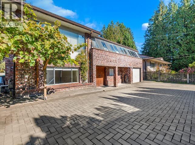 938 E 29TH STREET, North Vancouver, British Columbia