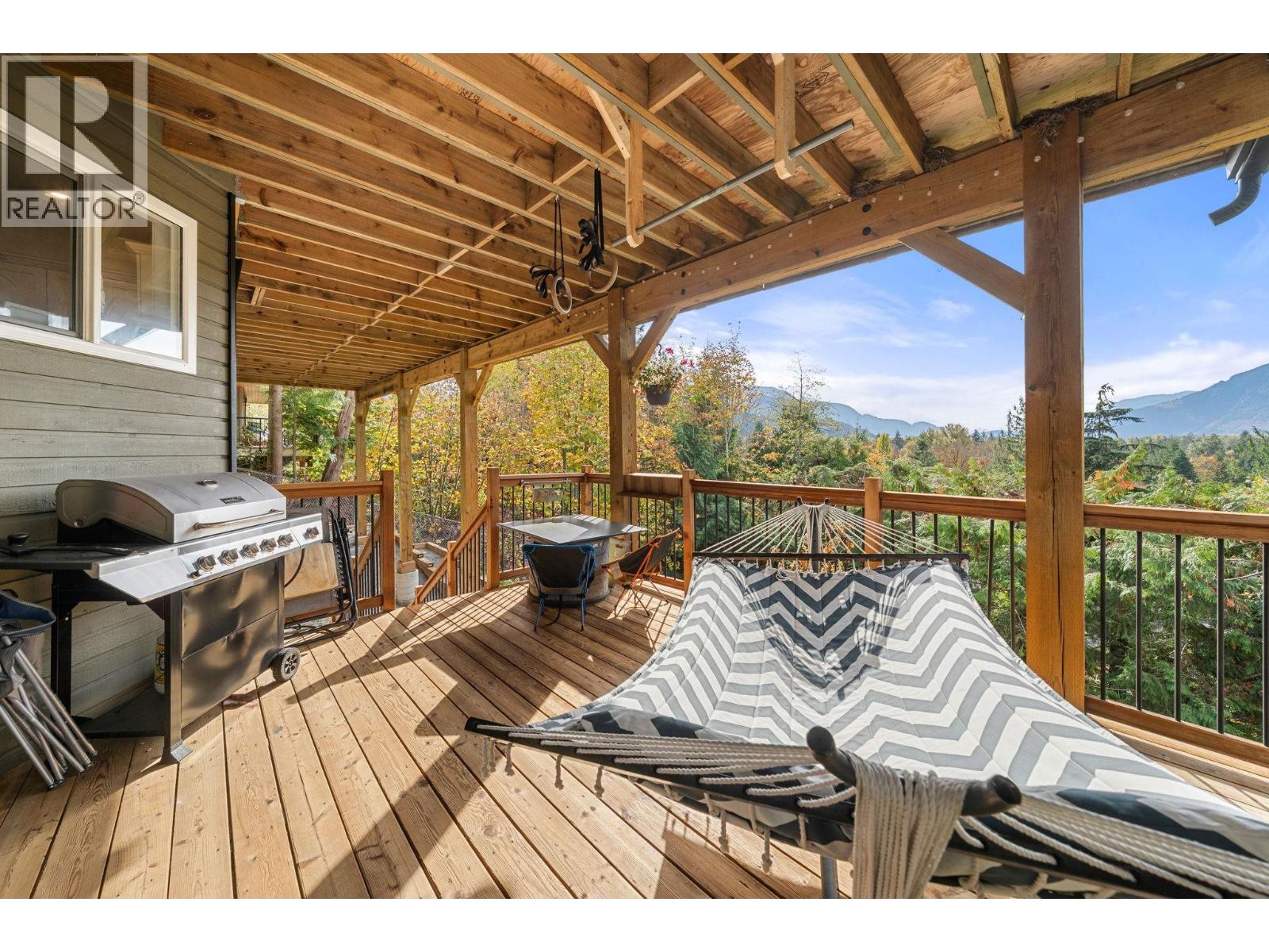 40222 Skyline Drive, Squamish, British Columbia  V0N 3G0 - Photo 36 - R3178117